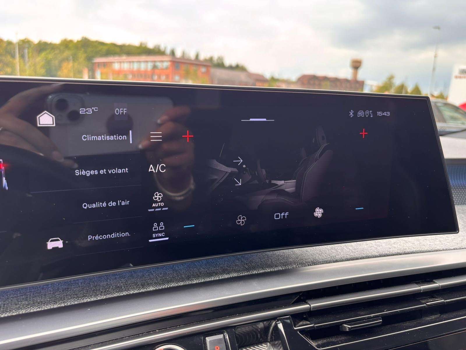 Peugeot 3008 e-3008 73 kWh GT
