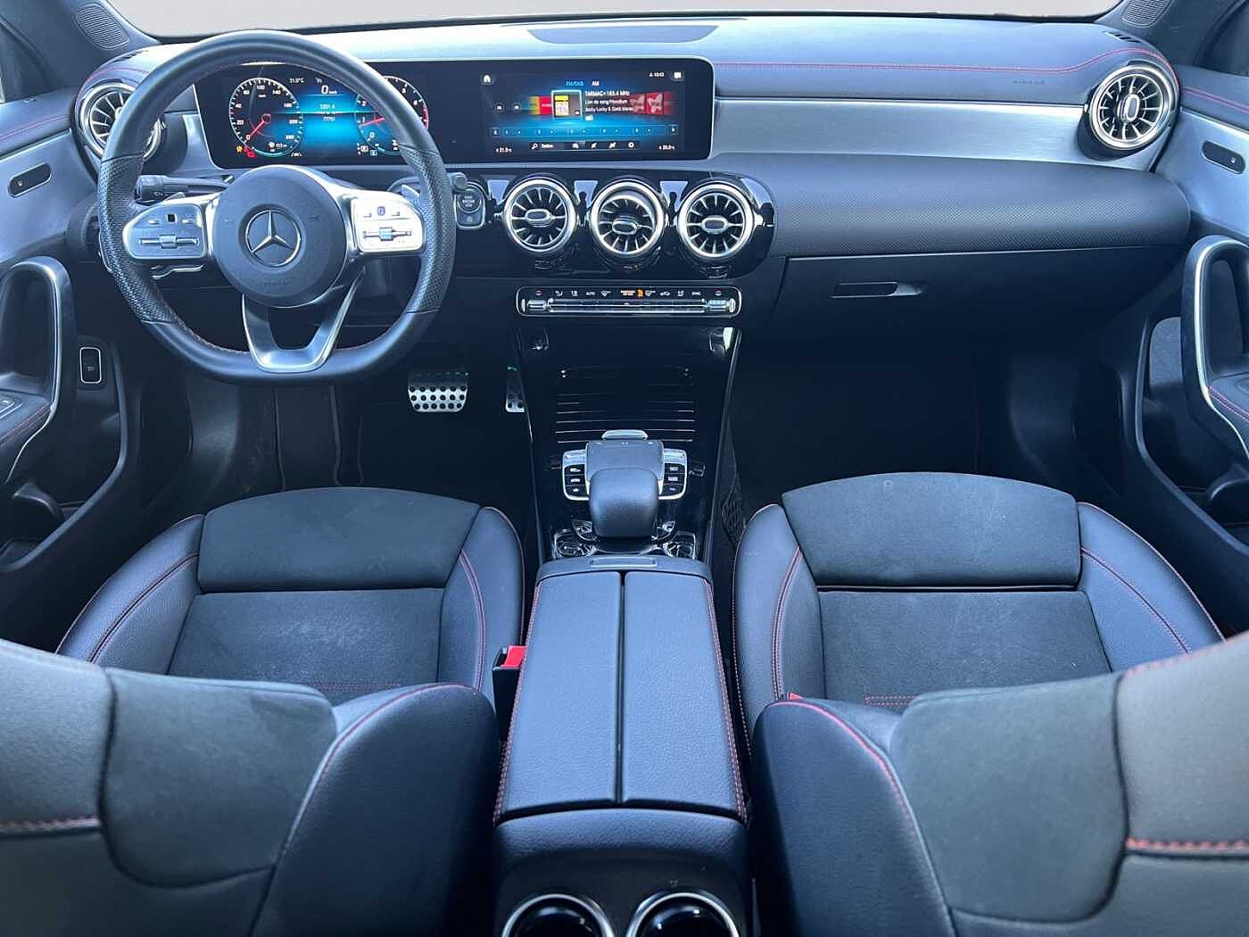Mercedes-Benz CLA 180  Coupé AMG Line