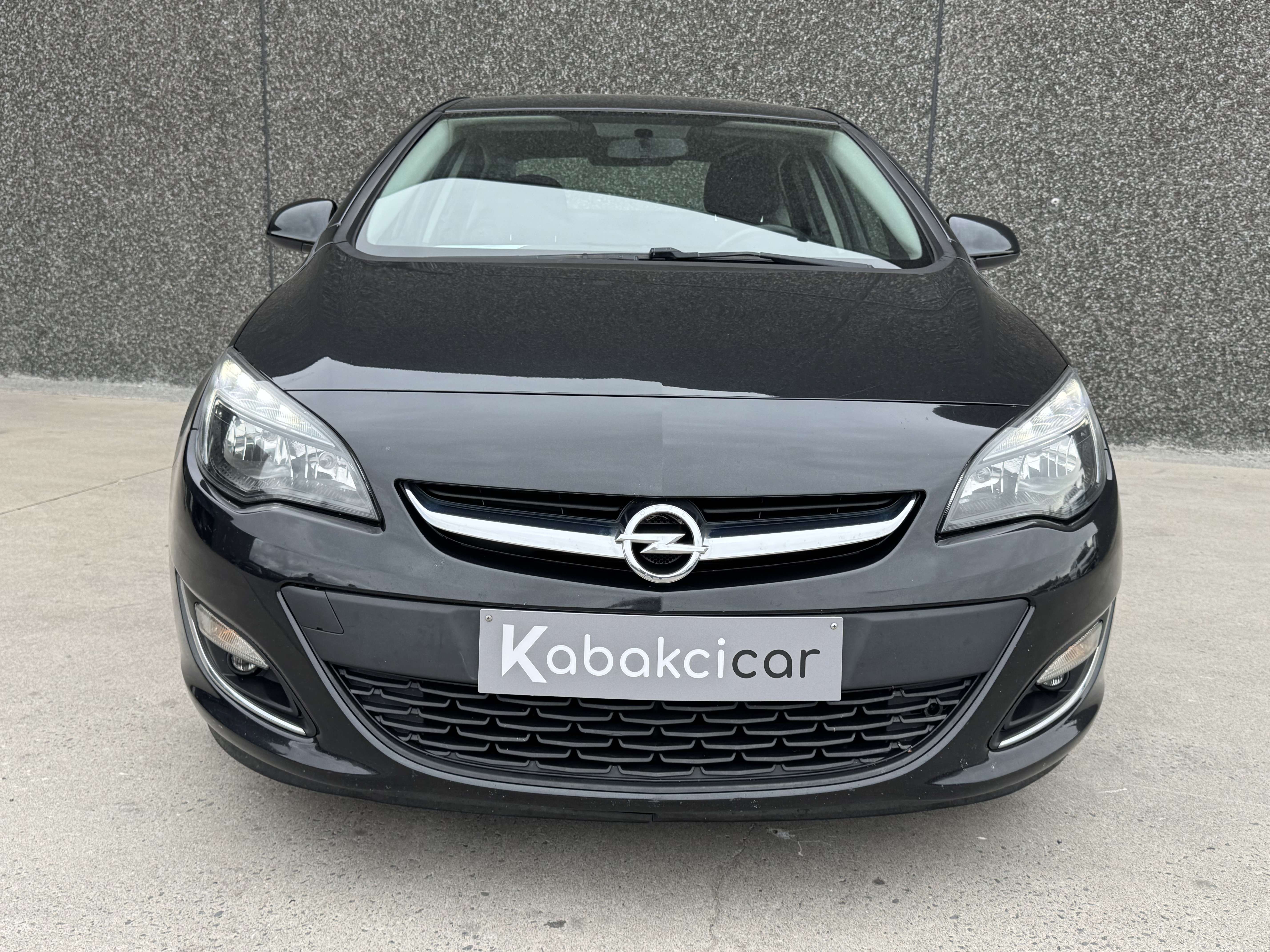 Opel Astra 1.7 CDTi 110cv/CAPTEURS/AC/CD/GARANTIE 12 MOIS