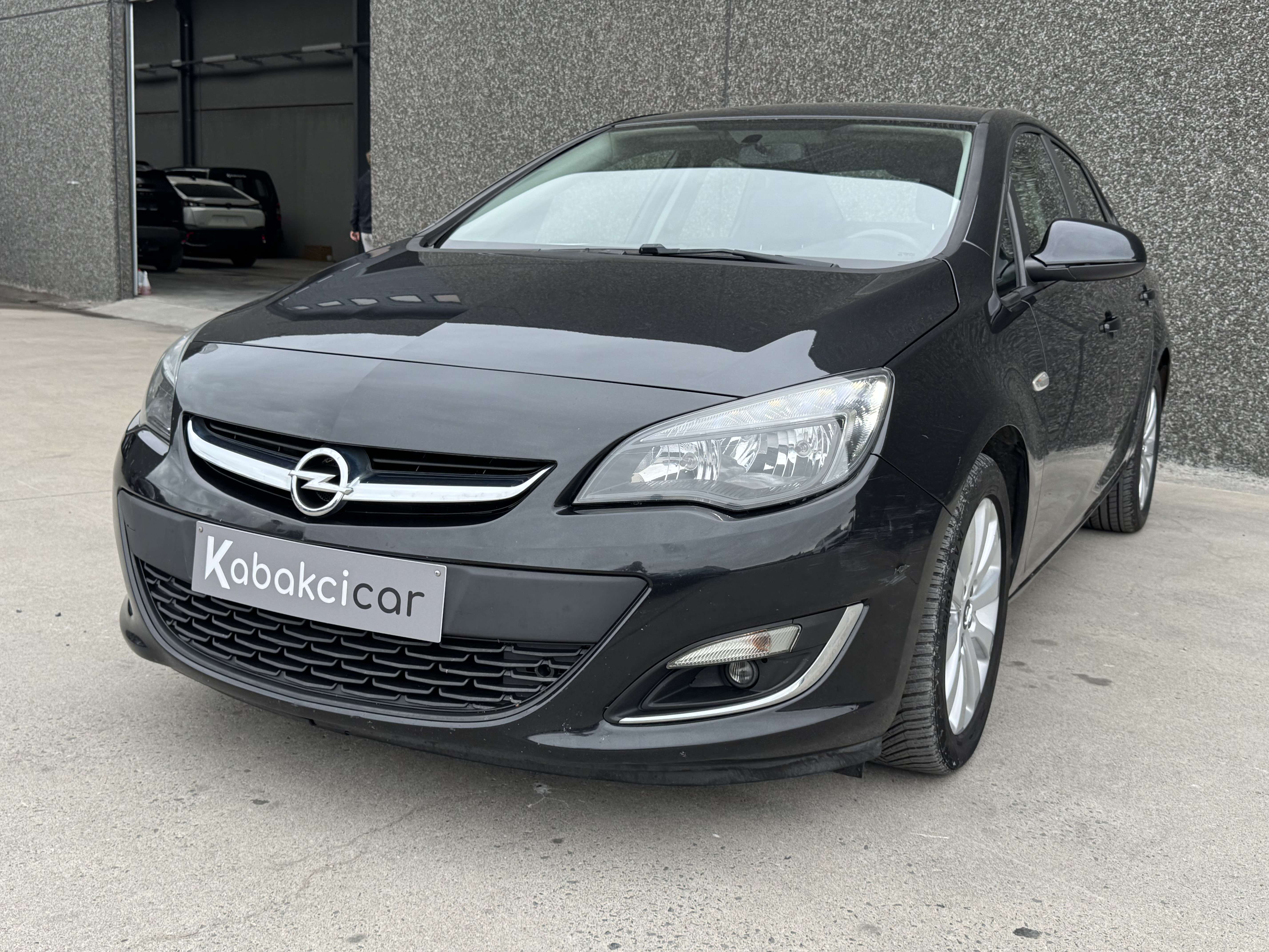Opel Astra 1.7 CDTi 110cv/CAPTEURS/AC/CD/GARANTIE 12 MOIS