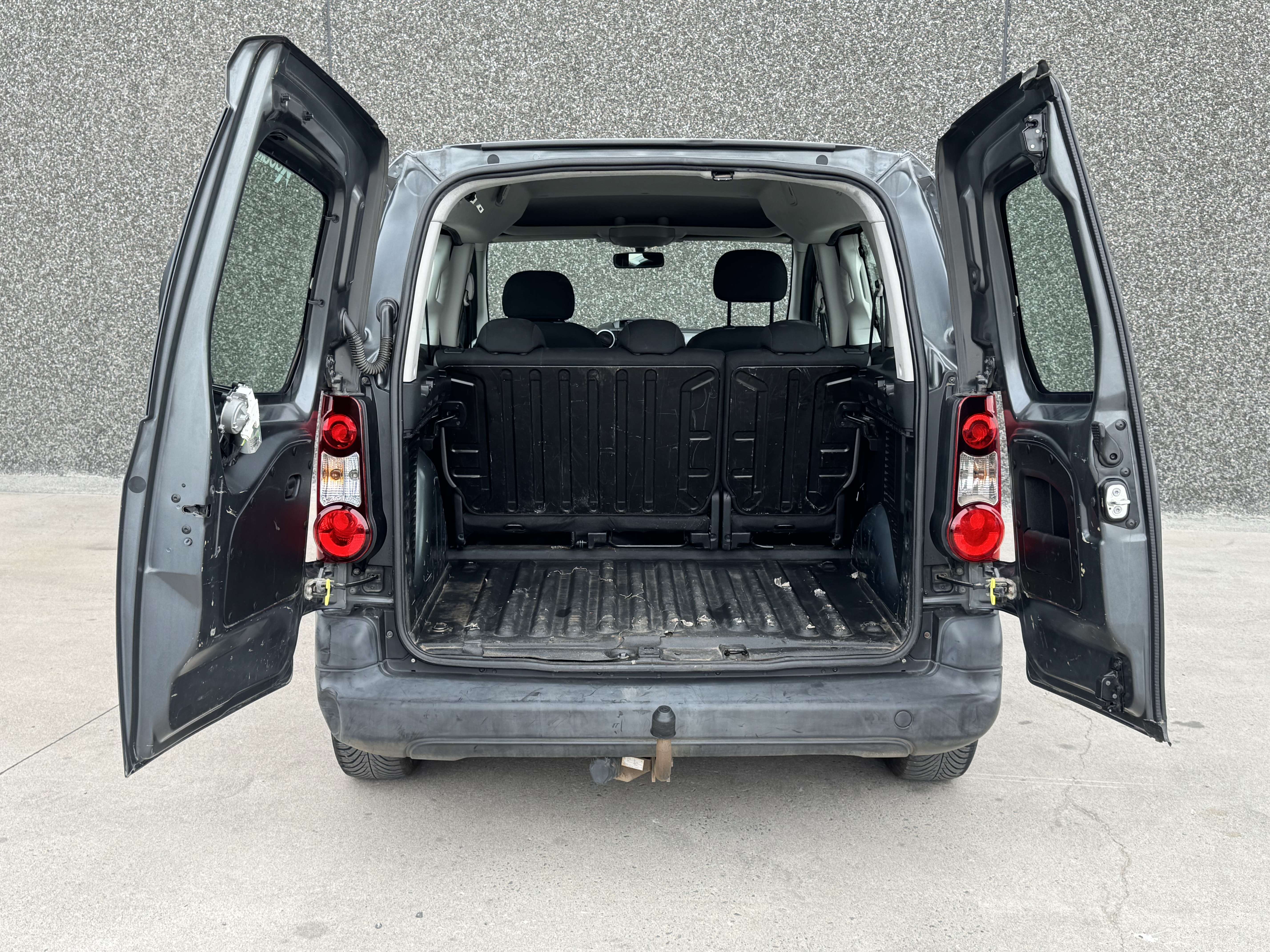 Citroen Berlingo 1.6hdi 99cv/AC/ATTACHE REMORQUE/GARANTIE