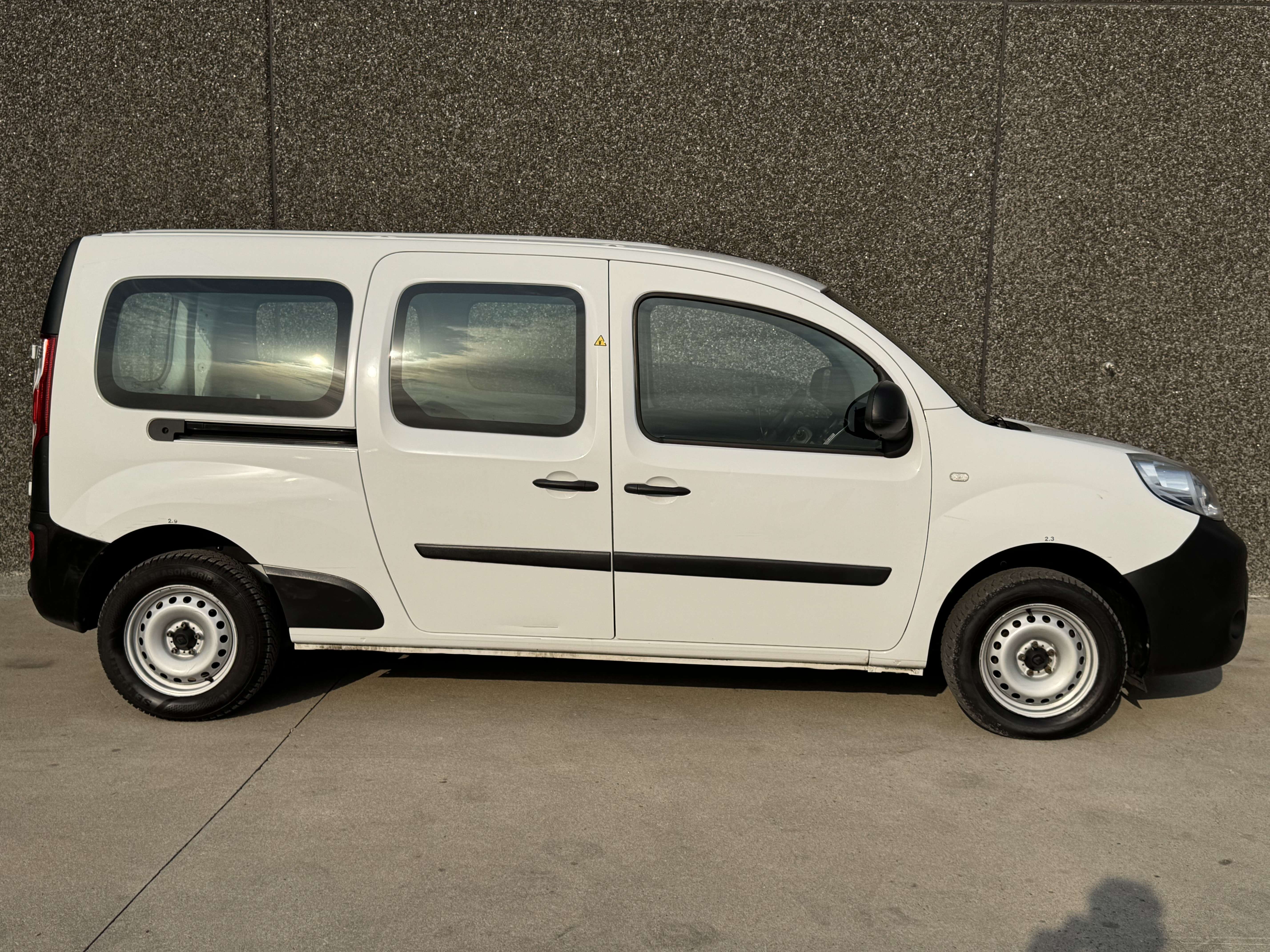 Renault Kangoo 1.5 dCi 90cv/2 PLACES/UTILITAIRE/GARANTIE 12 MOIS