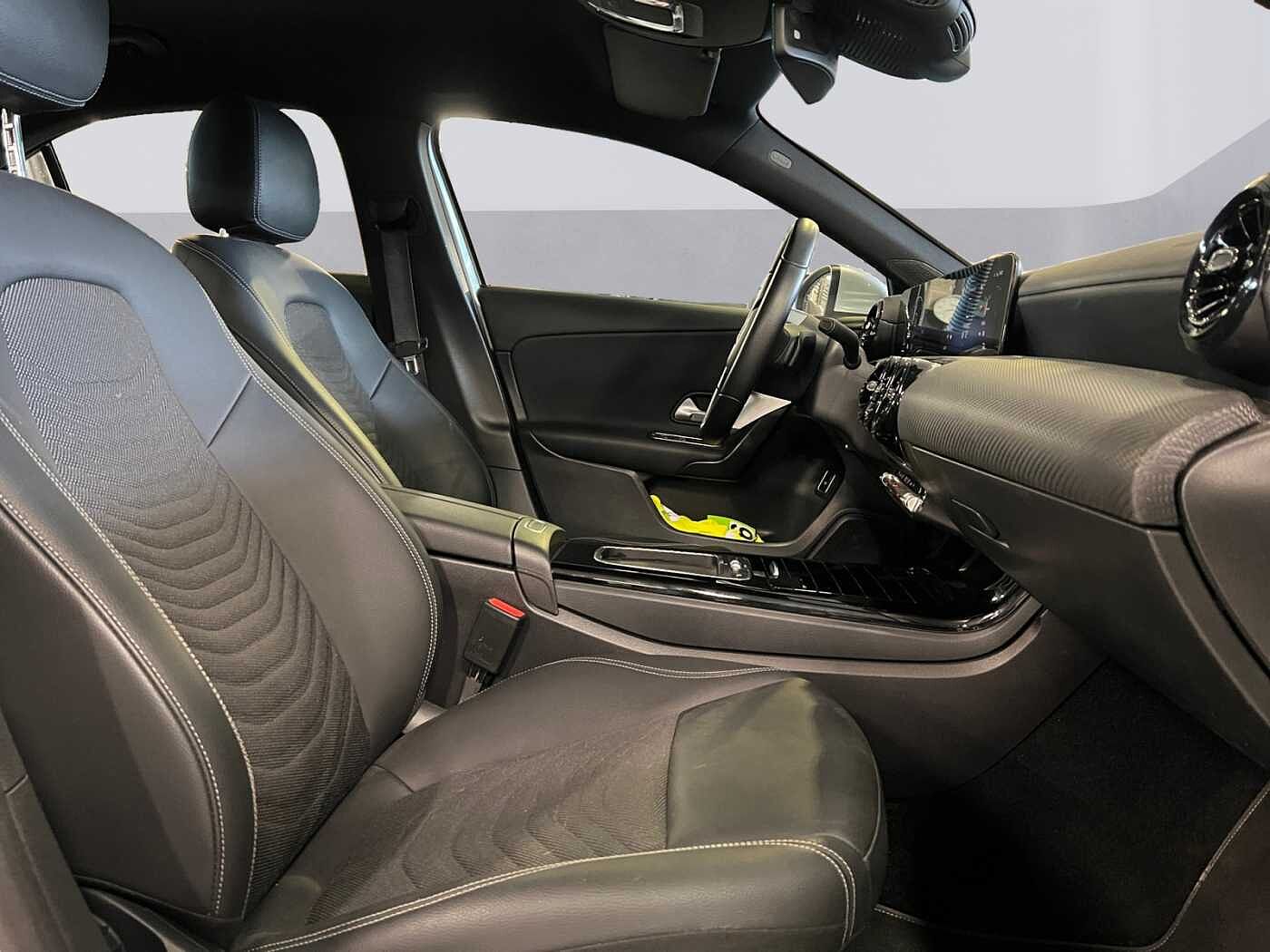 Mercedes-Benz A 180  d Limousine