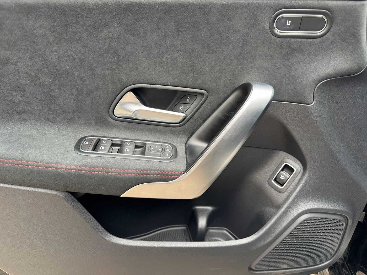 Mercedes-Benz CLA 180  d Coupé AMG Line