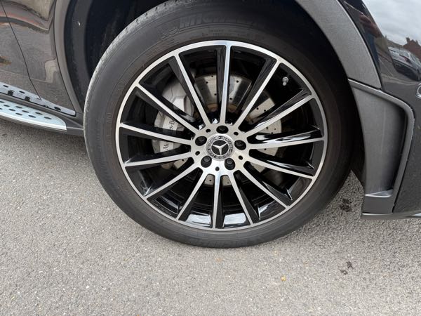 Mercedes-Benz Glc GLC coupé Amg Line 300De / Premium plus / Multibeam