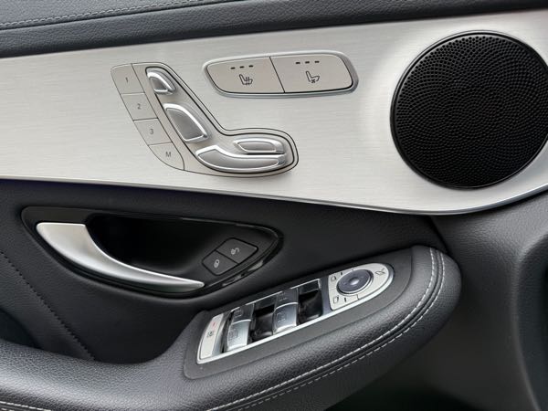 Mercedes-Benz Glc GLC coupé Amg Line 300De / Premium plus / Multibeam