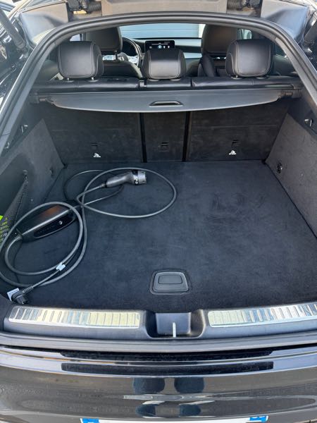 Mercedes-Benz Glc GLC coupé Amg Line 300De / Premium plus / Multibeam