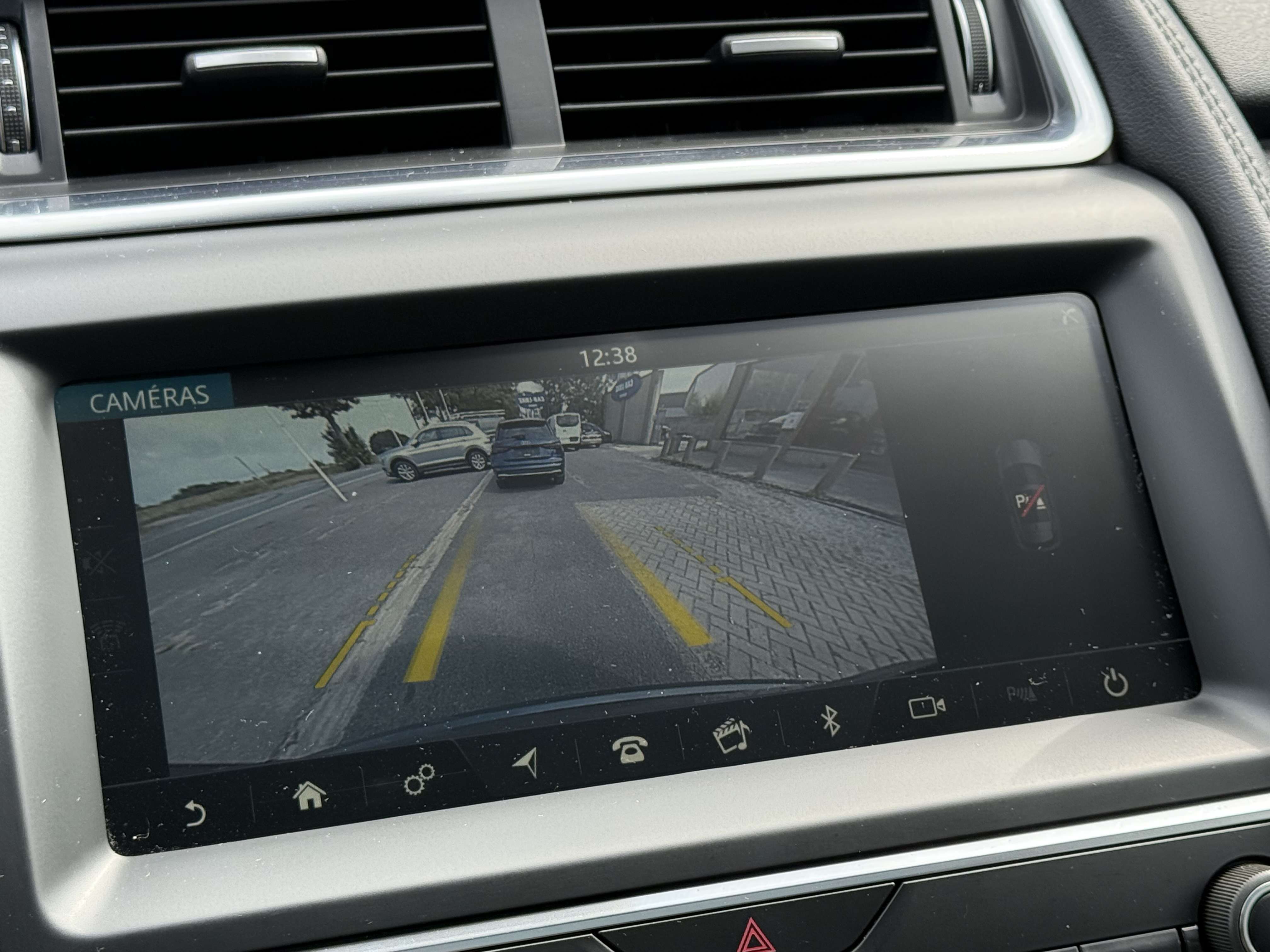 Jaguar E-Pace 2.OD 15OCV AWD BOITE AUTO GPS LED PANORAMIQUE FULL