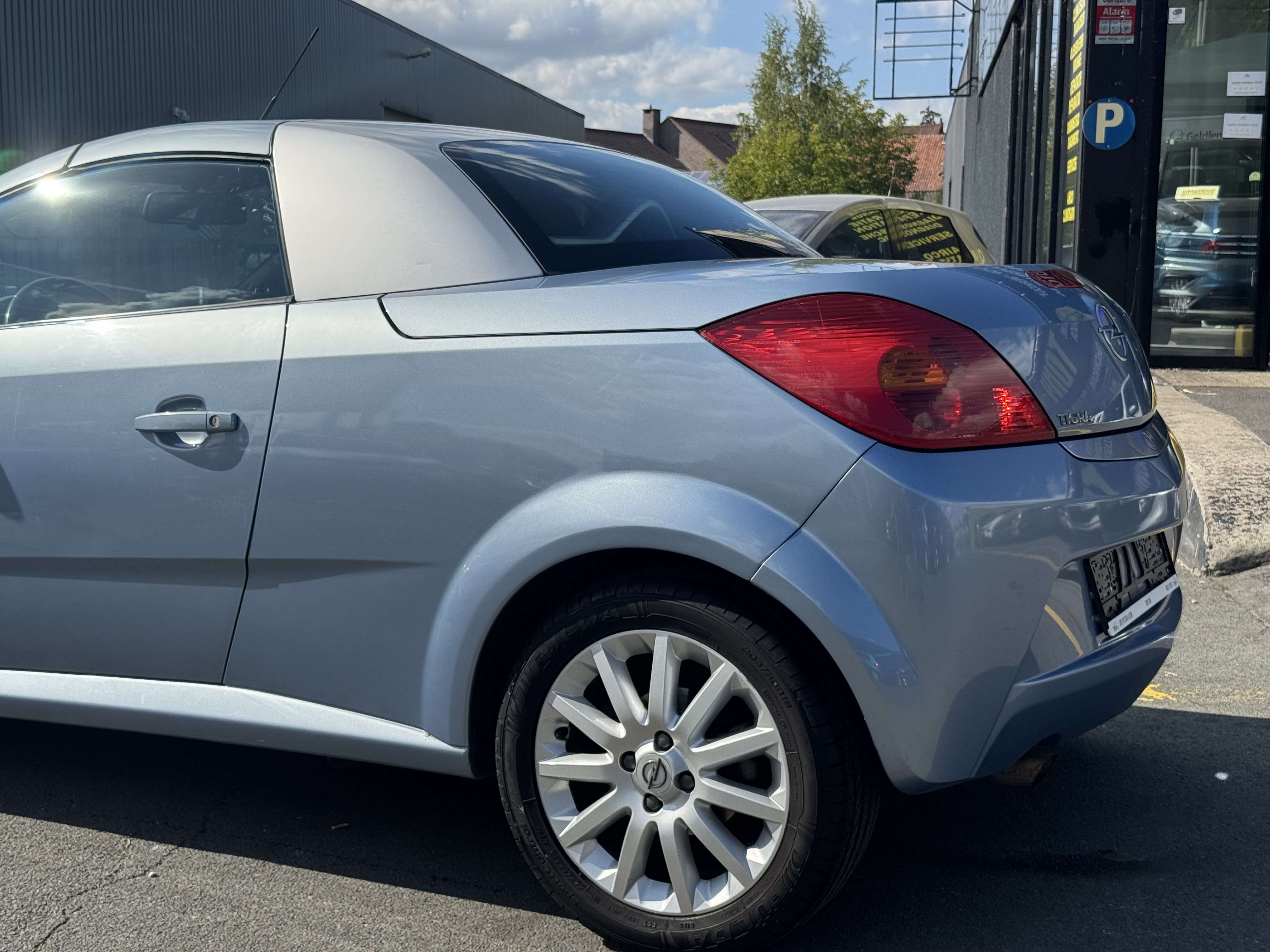 Opel Tigra Tigra Twintop 1.4i XEP 16v Cosmo