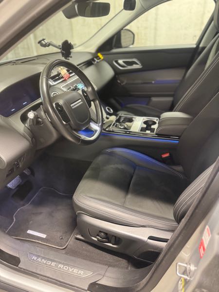 Land Rover Range Rover Velar 2.0 D180 4WD HSE STANDARD AUTO