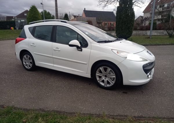 Peugeot 207 (2) SW 1.6 VTI 120 PREMIUM