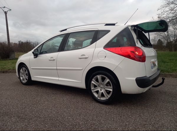 Peugeot 207 (2) SW 1.6 VTI 120 PREMIUM