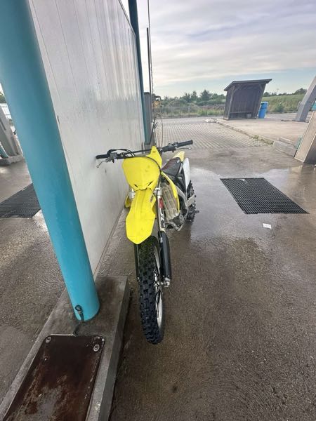 SUZUKI RM-Z
