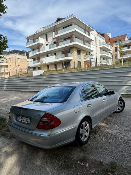 Mercedes-Benz Classe E III 220 CDI AVANTGARDE EDITION BVA