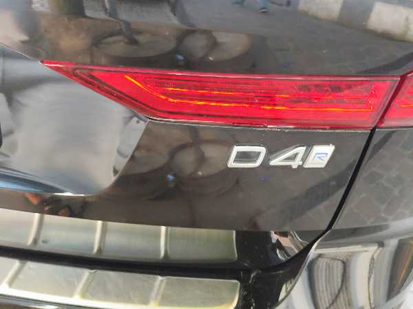 Volvo Xc60 II D4 190 ADBLUE R-DESIGN GEARTRONIC 8