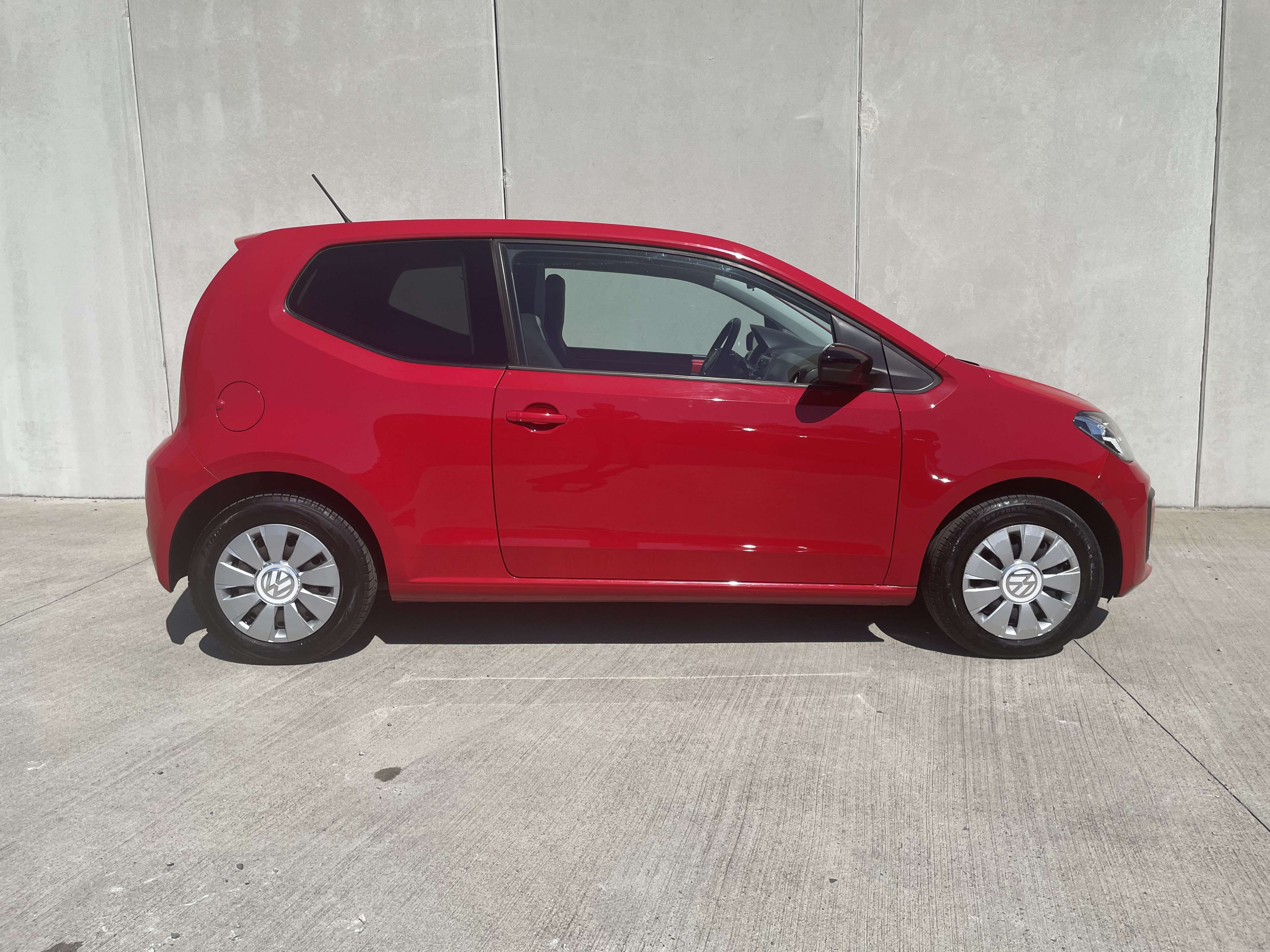 Volkswagen up! 1.0i Move up!/Climatisation/Idéal jeunes!!!
