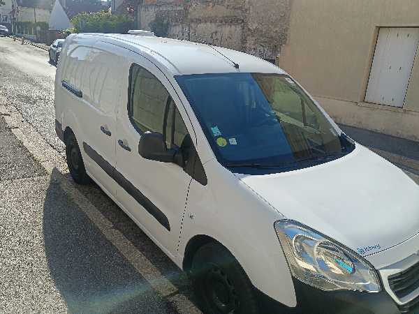 Peugeot Partner II (3) 1.6 BLUEHDI 100 CABINE APPROF LONG PRO