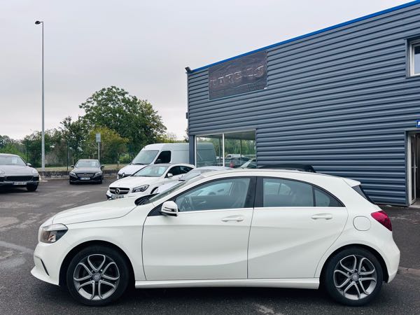 Mercedes-Benz Classe A III (2) 180 D SENSATION