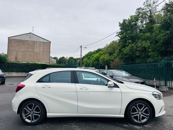 Mercedes-Benz Classe A III (2) 180 D SENSATION