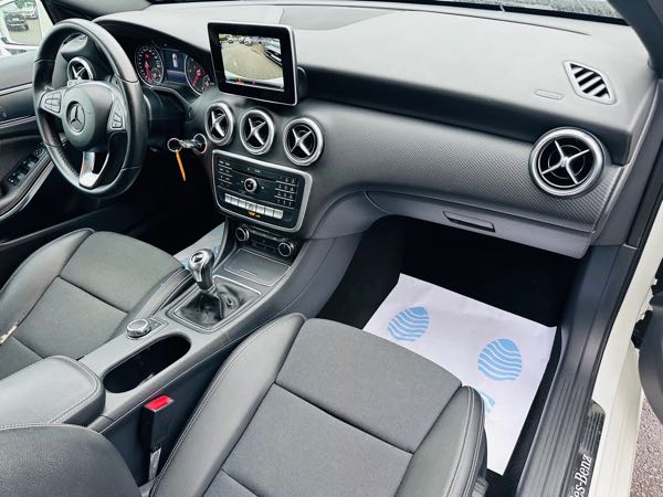Mercedes-Benz Classe A III (2) 180 D SENSATION