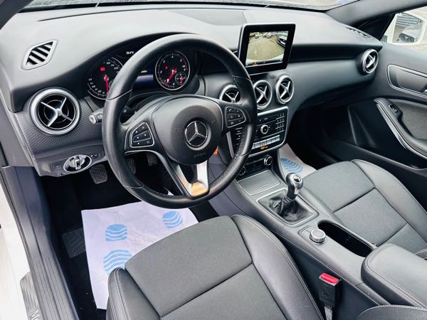 Mercedes-Benz Classe A III (2) 180 D SENSATION