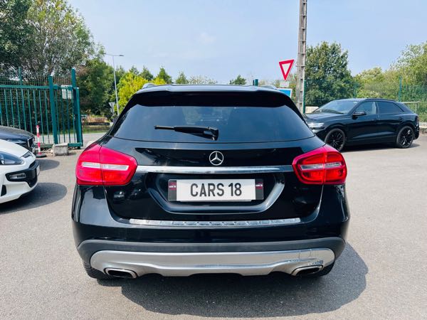 Mercedes-Benz Gla (2) 220 D SENSATION 4MATIC 7G-DCT