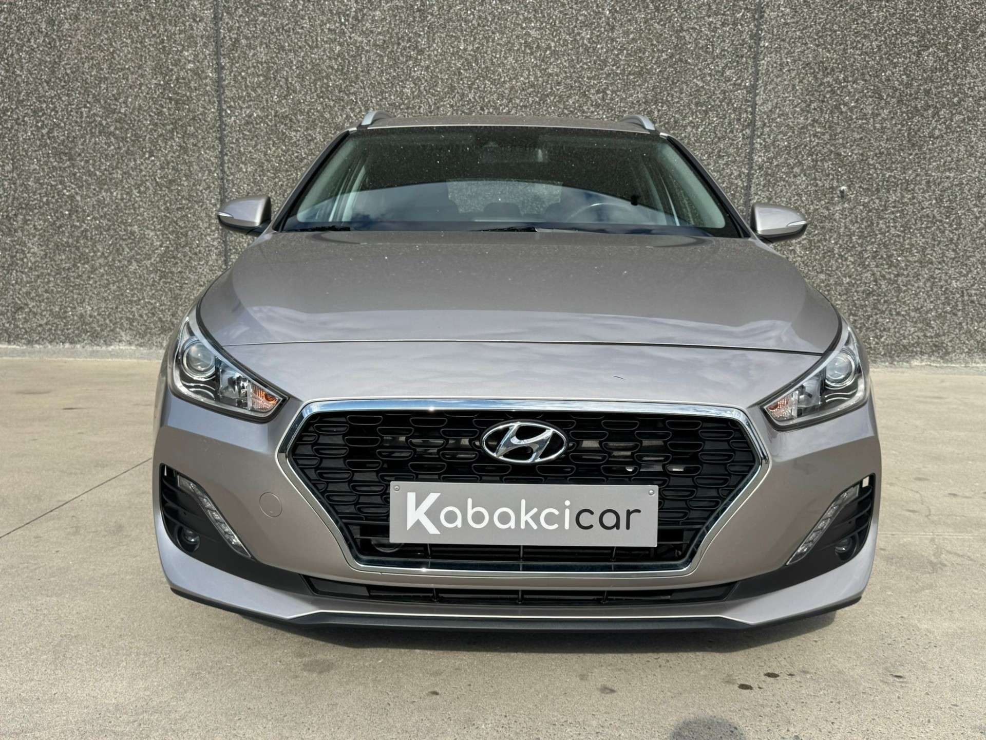 Hyundai i30 SW 1.6 CRDi 116cv/CARPLAY/CAPTEURS/AC/BT/GARANTIE