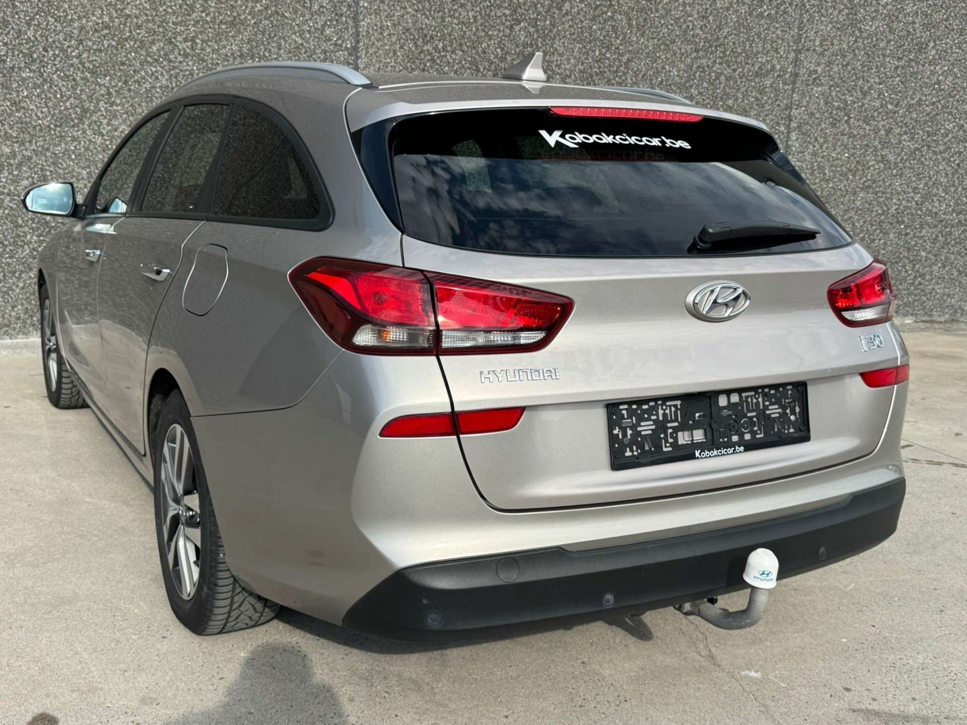 Hyundai i30 SW 1.6 CRDi 116cv/CARPLAY/CAPTEURS/AC/BT/GARANTIE