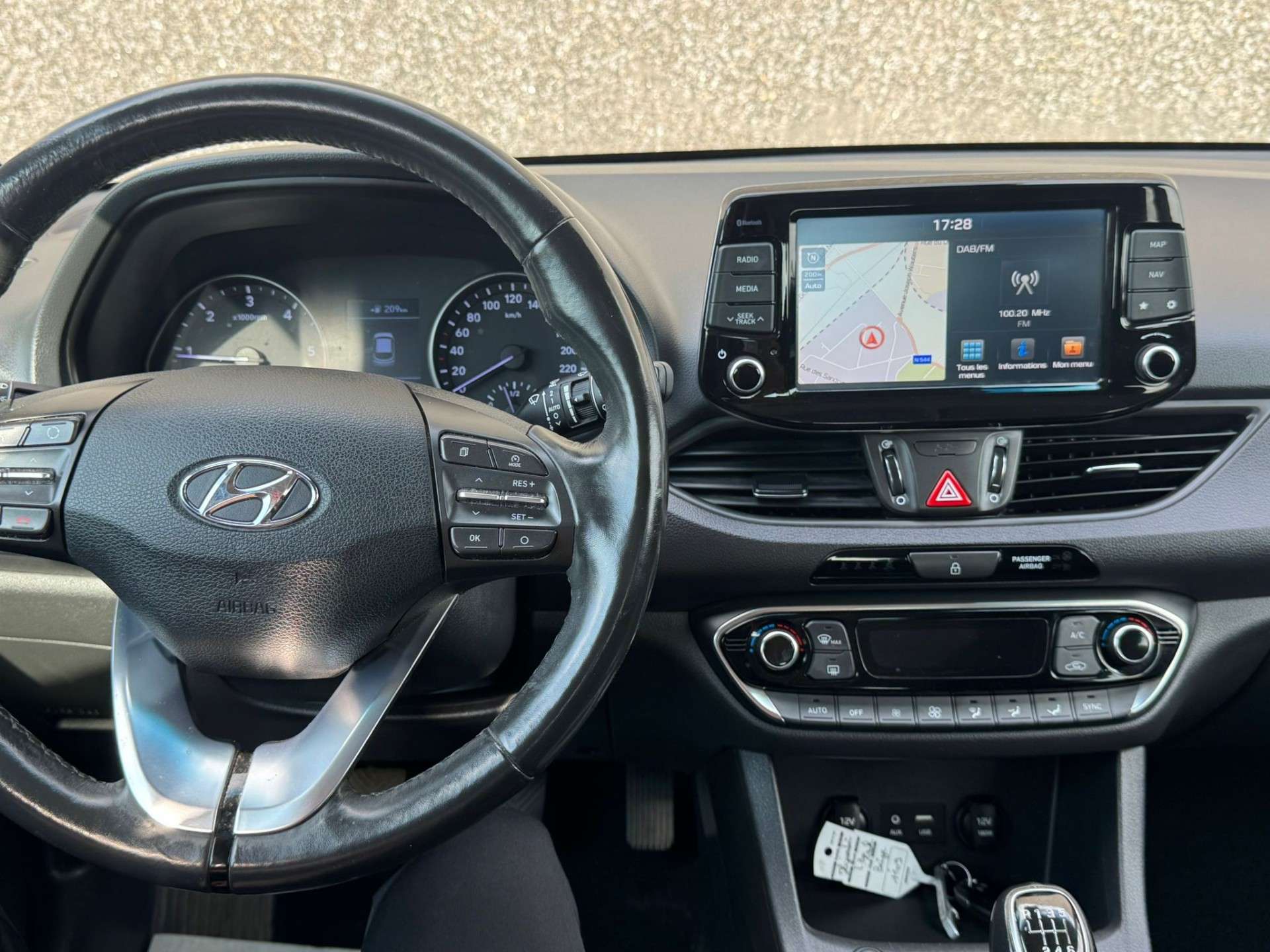Hyundai i30 SW 1.6 CRDi 116cv/CARPLAY/CAPTEURS/AC/BT/GARANTIE