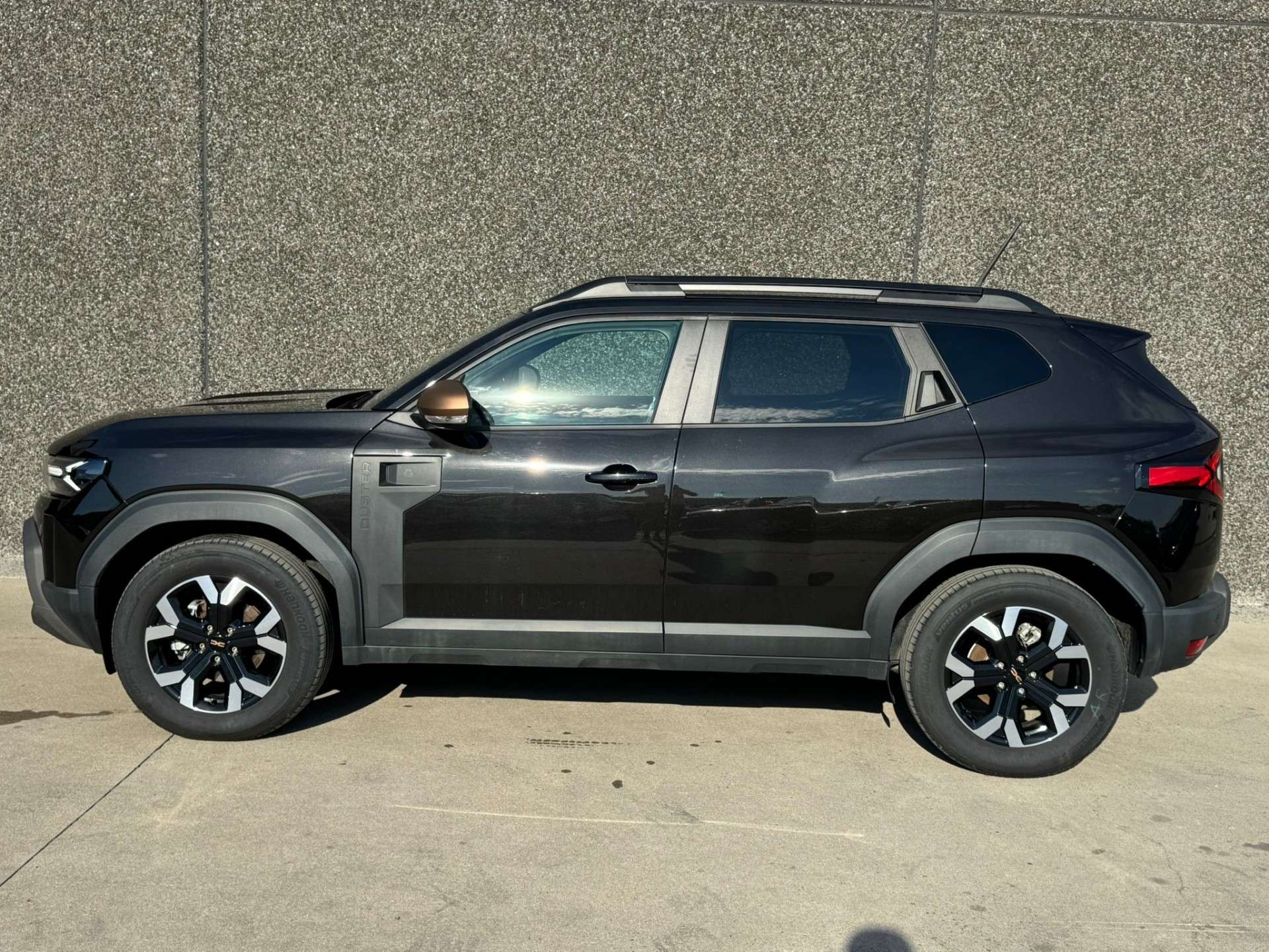 Dacia Duster Hybride 1.6 140cv/CARPLAY/CAMERA/AC/BT/GARANTIE