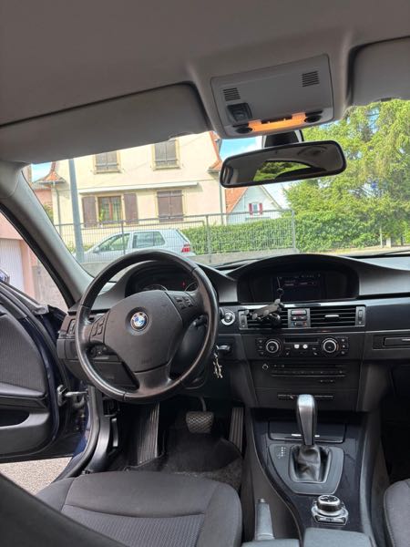Bmw Serie 3 (E90) 318IA 143 PREMIERE