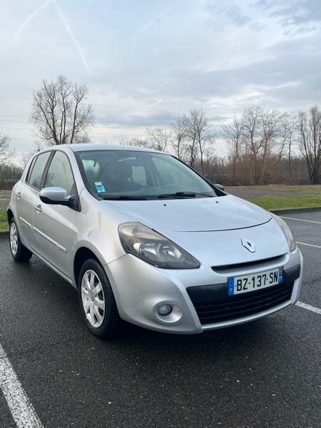 Renault Clio III (2) 1.5 DCI 75 BUSINESS 5P ECO2 EURO5
