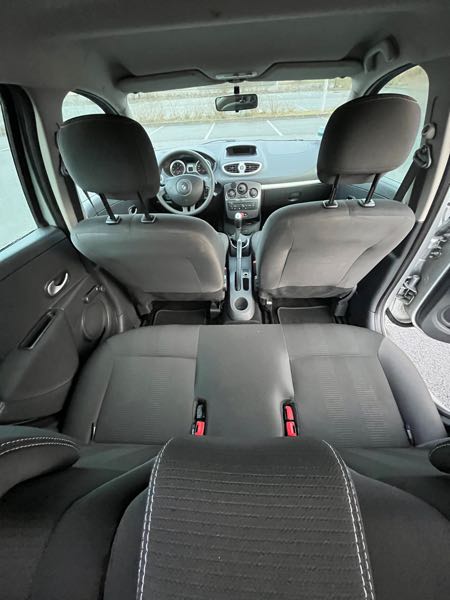 Renault Clio III (2) 1.5 DCI 75 BUSINESS 5P ECO2 EURO5