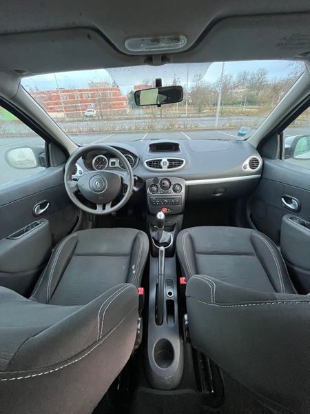 Renault Clio III (2) 1.5 DCI 75 BUSINESS 5P ECO2 EURO5
