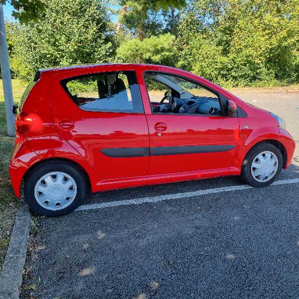 Toyota Aygo (2) 1.0 VVT-I ACTIVE 5P