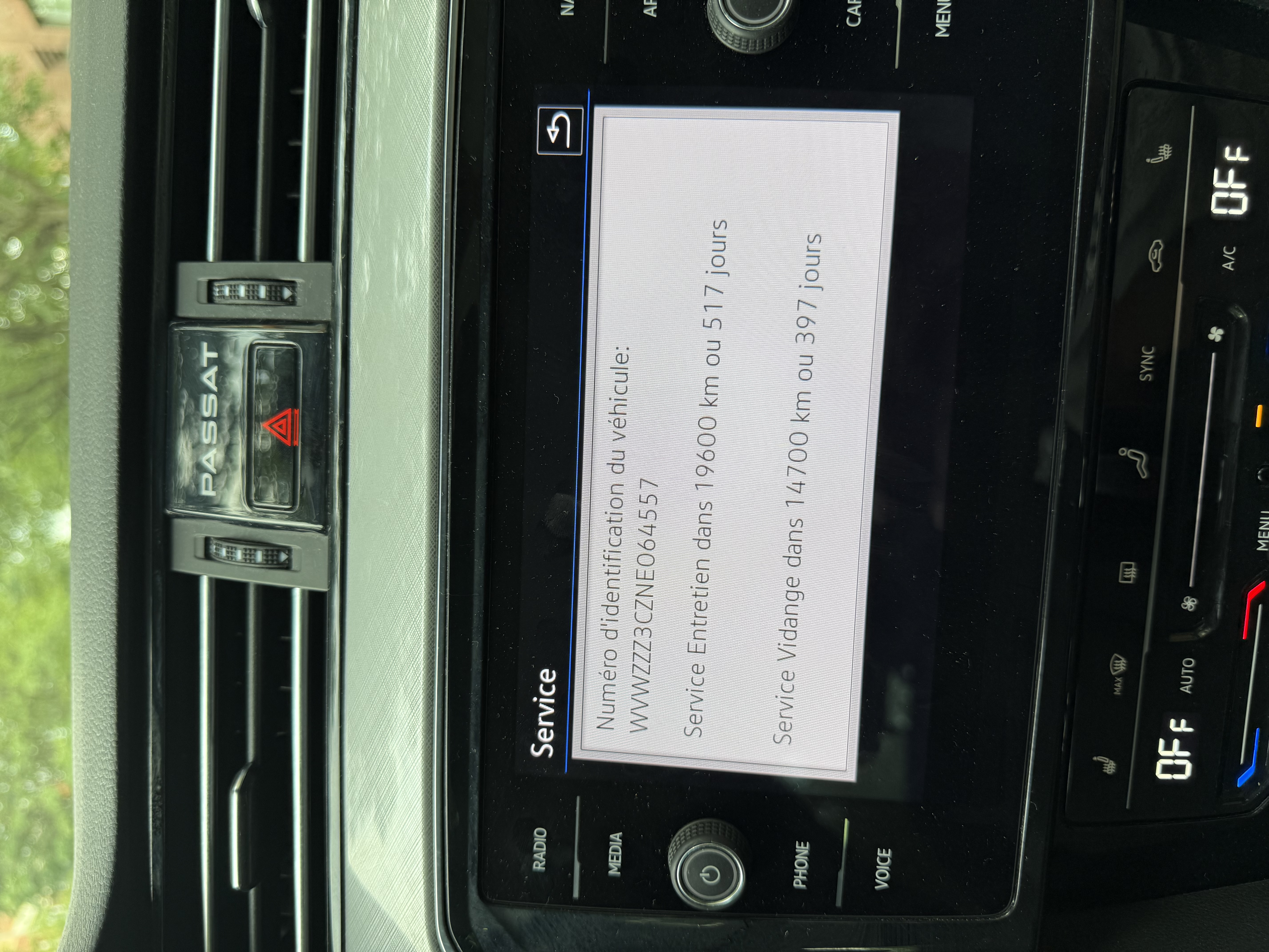 Volkswagen Passat VIII (2) SW 2.0 TDI 122 EVO SCR BUSINESS DSG7