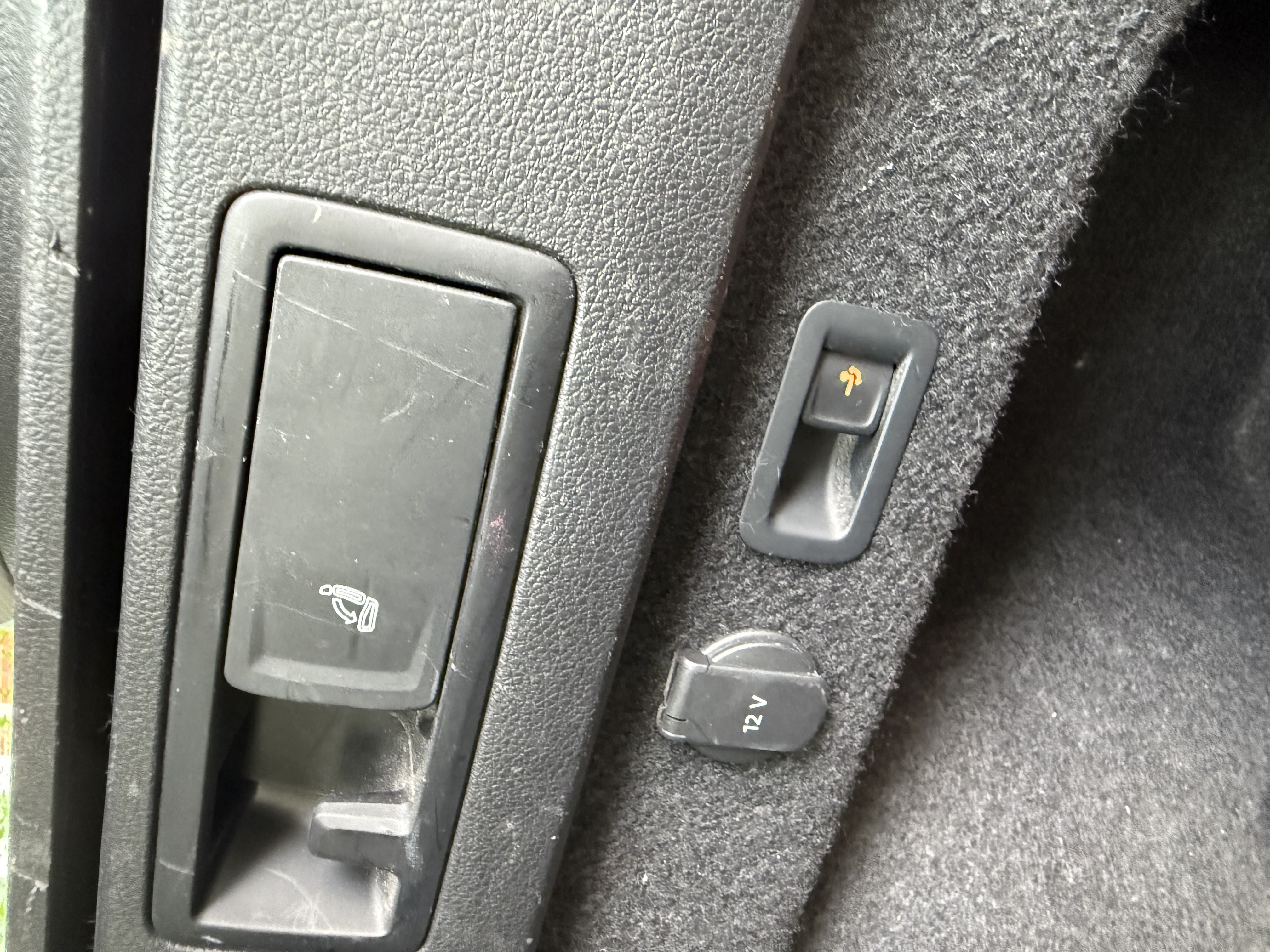 Volkswagen Passat VIII (2) SW 2.0 TDI 122 EVO SCR BUSINESS DSG7