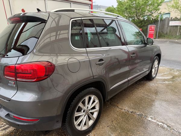 Volkswagen Tiguan (2) 2.0 TDI 110 BLUEMOTION TECHNOLOGY CARAT