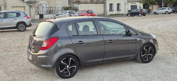 Opel Corsa IV (2) 1.2 TWINPORT 85 150EME ANNIVERSAIRE 5P