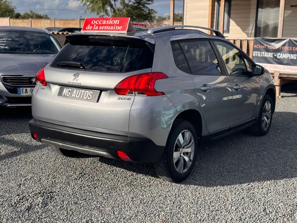 Peugeot 2008 Peugeot 2008 1.2 essence 82cv
