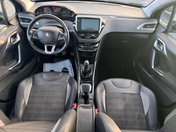 Peugeot 2008 Peugeot 2008 1.2 essence 82cv