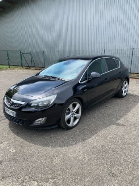 Opel Astra IV 1.7 CDTI 125 FAP 6CV COSMO