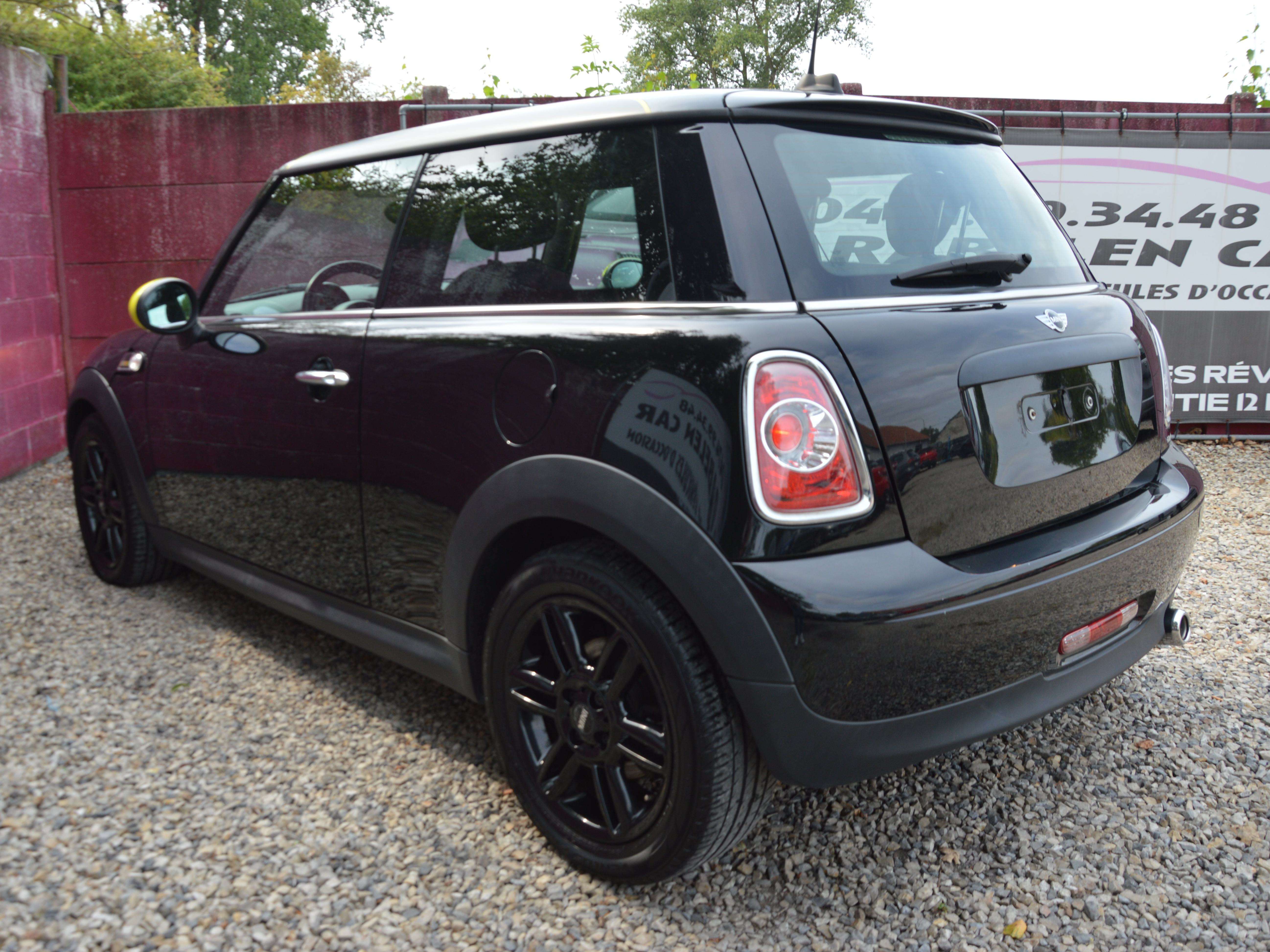 MINI One D Mini 1.6D NAV CLIM CRUIS 88.208KM