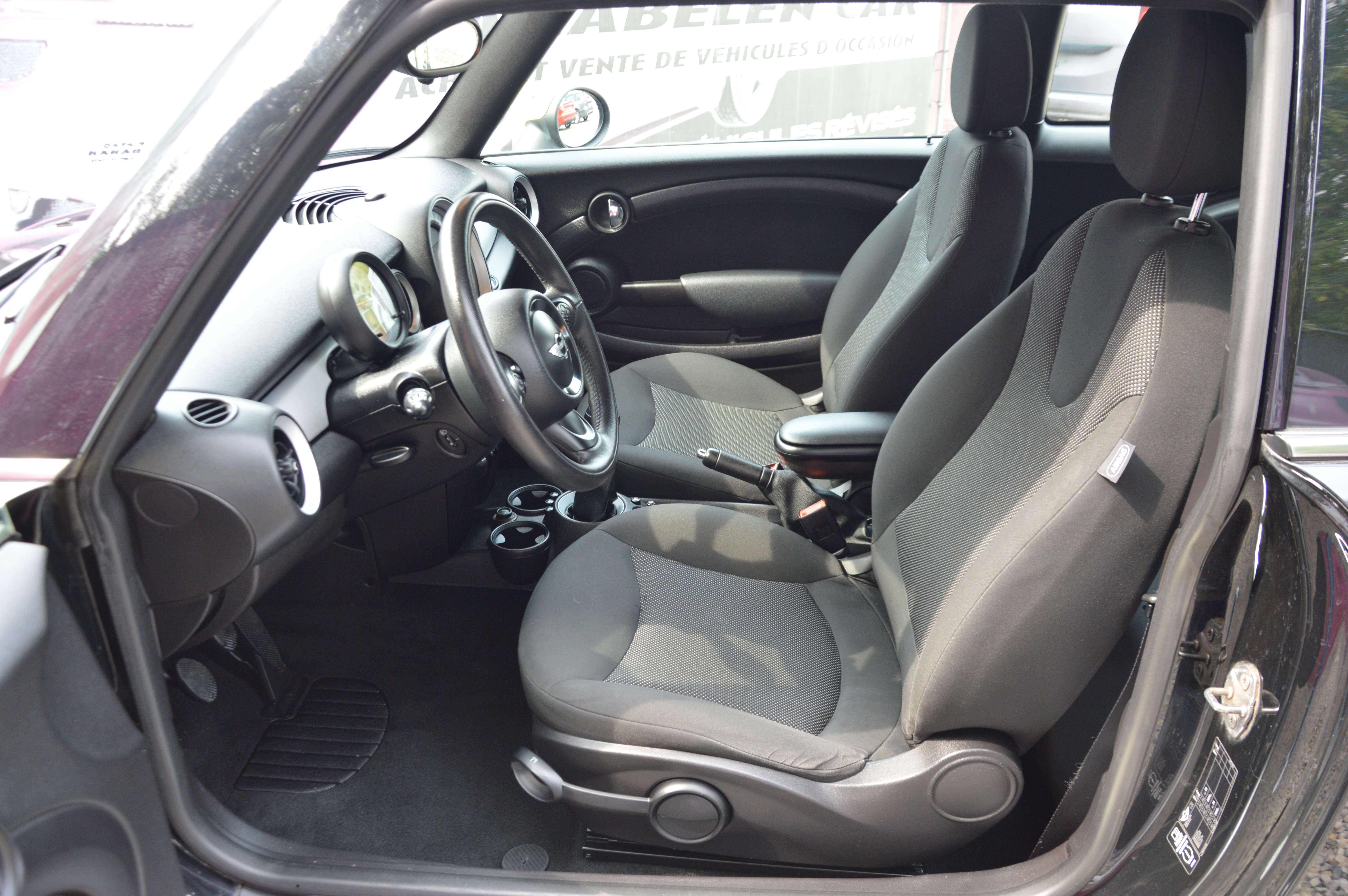 MINI One D Mini 1.6D NAV CLIM CRUIS 88.208KM