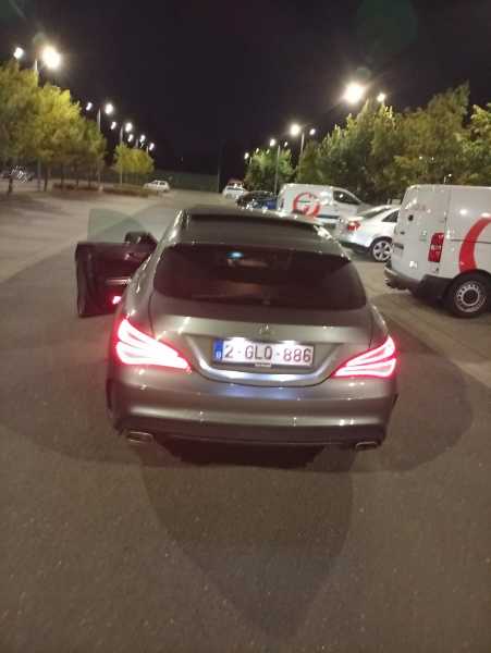 Mercedes-Benz Cla (2) SHOOTING BRAKE 180 D BUSINESS EDITION 7G-DCT