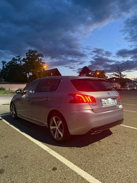 Peugeot 308 II (2) 1.5 BLUEHDI 130 GT LINE
