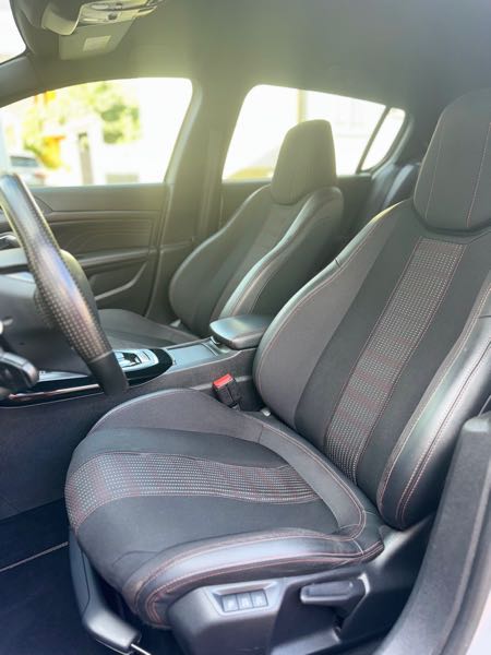 Peugeot 308 II (2) 1.5 BLUEHDI 130 GT LINE