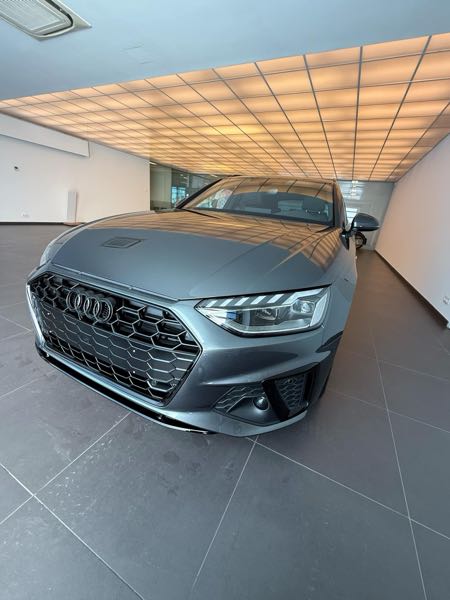 Audi A4 V (3) 35 TFSI 150 S LINE S TRONIC 7