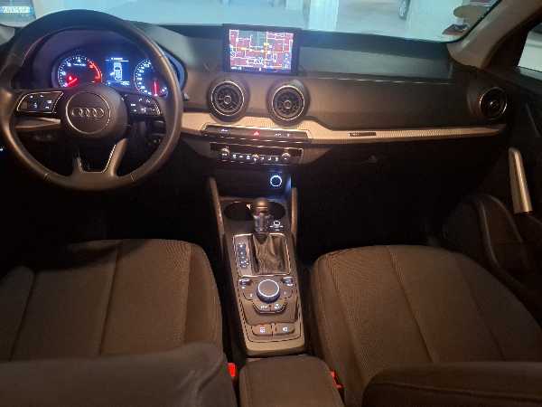 Audi Q2 Q2 business s line