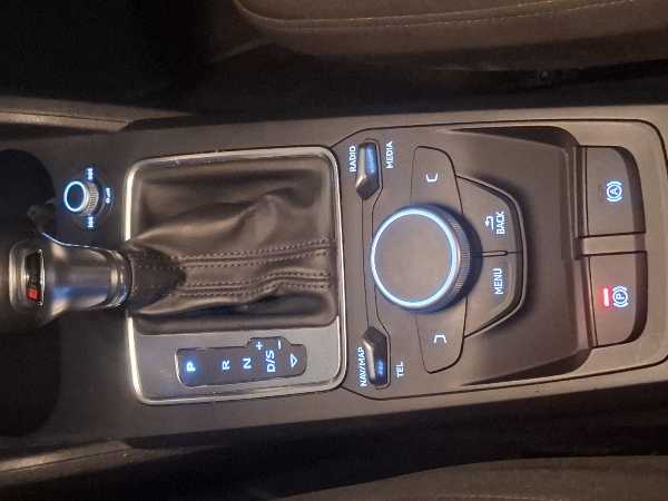 Audi Q2 Q2 business s line